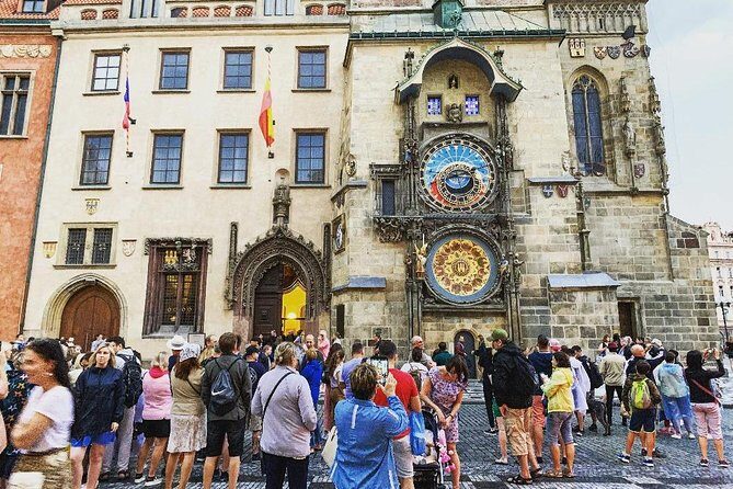 Pragues TOP Sights - Old Town, Jewish Quarter, Charles Bridge (Tip-based tour) - Exploring Prague with a Tip-Based Guide