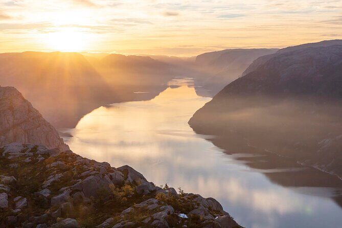 Preikestolen Sunrise Hike And Breakfast Buffet - The Preikestolen Sunrise Hike and Breakfast Buffet: A Deep Dive