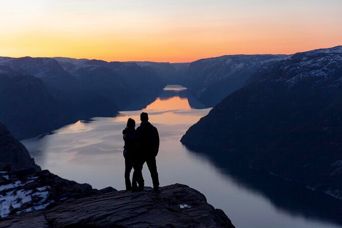 Preikestolen Sunrise Hike And Breakfast Buffet - Key Points