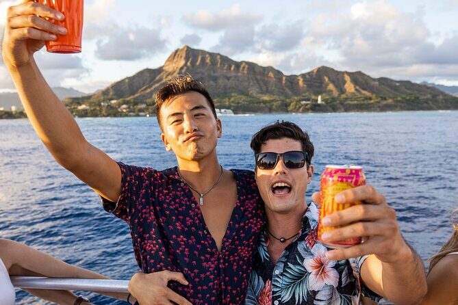 Premier Waikiki Sunset Party Cruise with Live DJ and Full Bar - Authentic Traveler Perspectives