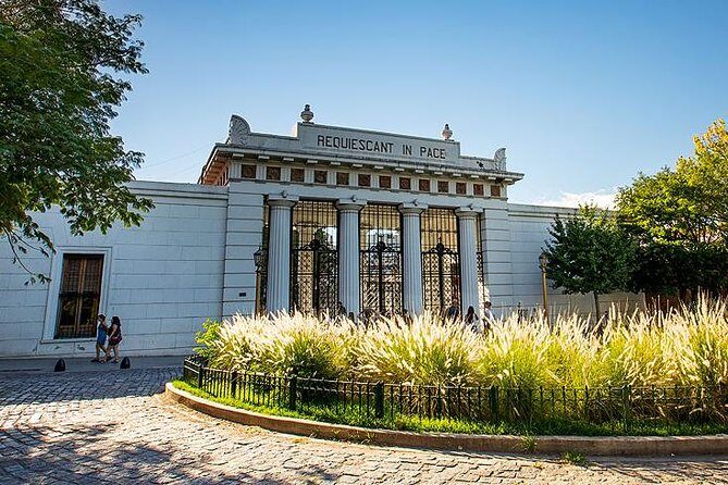 Premium City Tour - Optional Navigation with Open Bar by Grupo Summa Argentina - The Sum Up