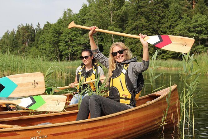 Premium guided Canoe Tour in lake Plateliai Handcrafted inventory and picnic set - FAQ