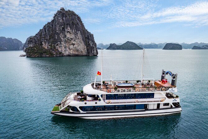 Premium Halong Bay Day Trip with Buffet Lunch from Hanoi - Experience the Breathtaking Charm of Halong Bay in a Day