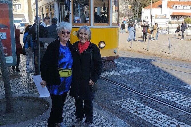 Premium Lisbon Airport Transfer to Lisbon - FAQs