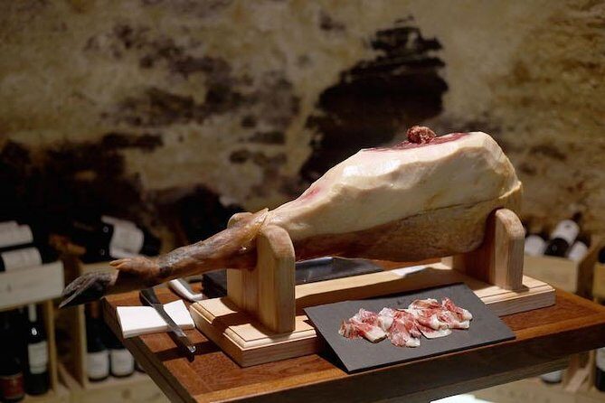 Premium Lisbon Wine and Tapas Tasting - A Close Look at the Lisbon Wine and Tapas Experience