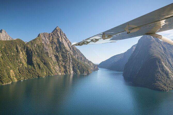 Premium Milford Sound Tour Including Cruise, Flight & Lunch - Exploring the Day in Detail