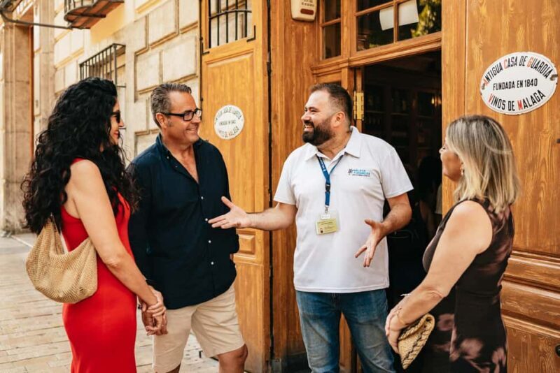 PREMIUM TAPAS TOUR: Tapas, Paella and Winery - Authentic Experiences and Local Insights