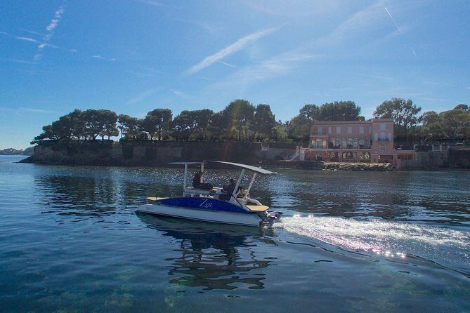 Premium Tour on a Solar Powered Boat - Private Group - FAQs