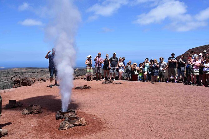 Premium Tour Timanfaya National Park and Cueva de Los Verdes - Key Points