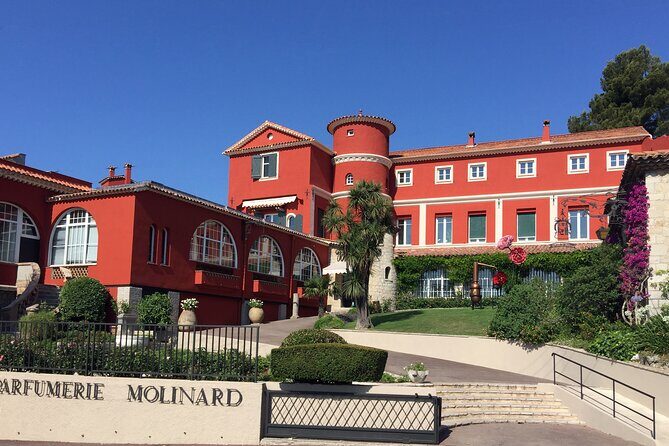 Prestige Perfume Workshop in Grasse - A Closer Look at the Prestige Perfume Workshop in Grasse