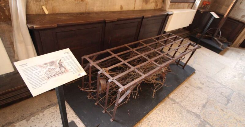 Prisons' Palace: Maleficia, Inquistion torture tools - Frequently Asked Questions