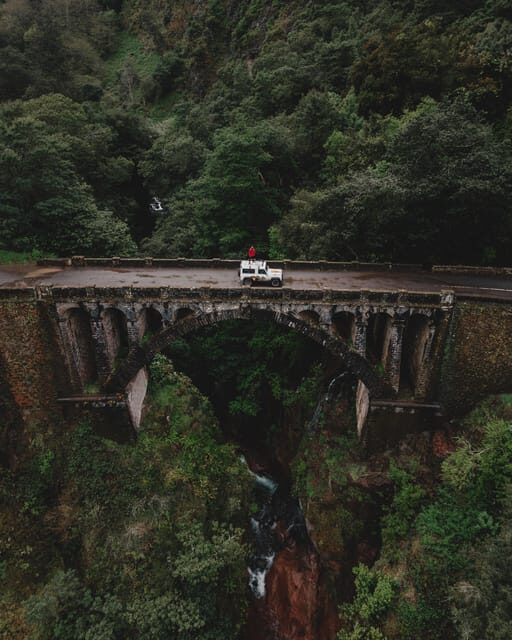 Priv. East: 4x4 Tour|Pico do Areeiro|Santana Typical Houses| - An In-Depth Look at the Private East Madeira Tour