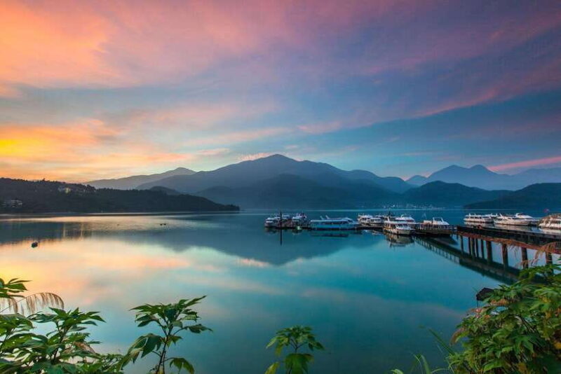 Private 1 Day Sun Moon Lake Escape Tour from Taipei - Authentic Experiences Highlighted by Travelers