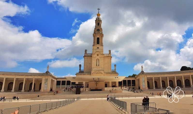 Private 1-Day Tour to Fátima Batalha Nazaré and Óbidos - Why This Tour Works for You