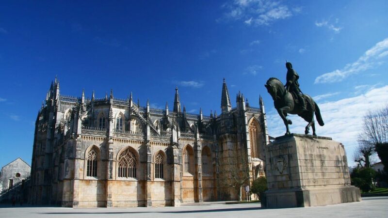 Private 1-Day Tour to Fátima Batalha Nazaré and Óbidos - Frequently Asked Questions