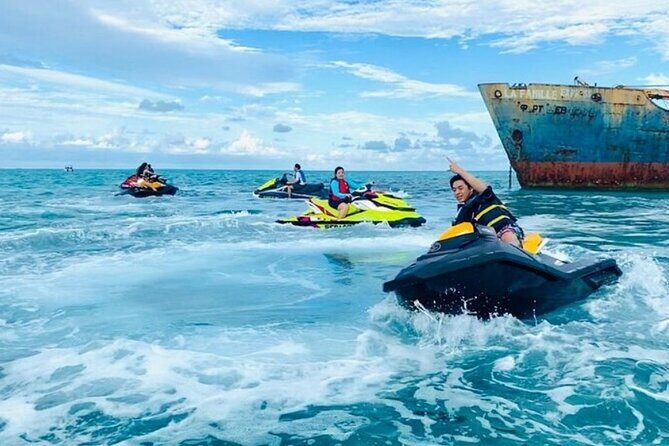 Private 1 Hour FAMOUS SHIPWRECK Jetski Tour - An In-Depth Look at the Private Jetski Tour in Providenciales