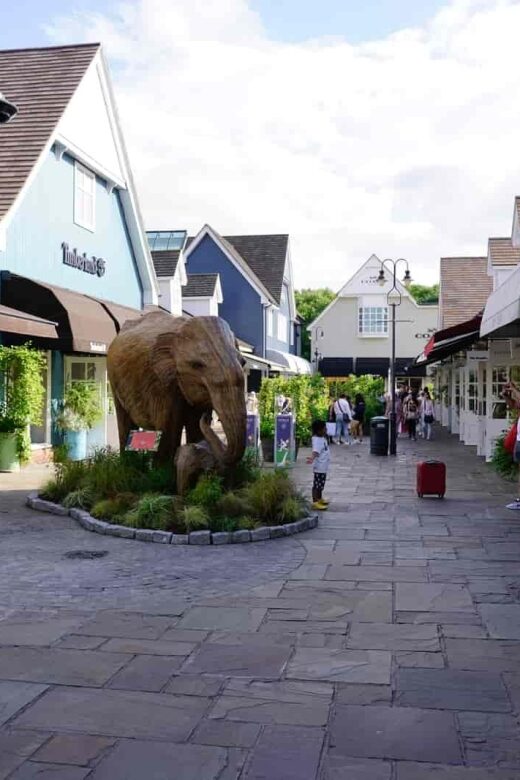 Private 10 Hour Day Tour: Oxford & Bicester Village - The Sum Up