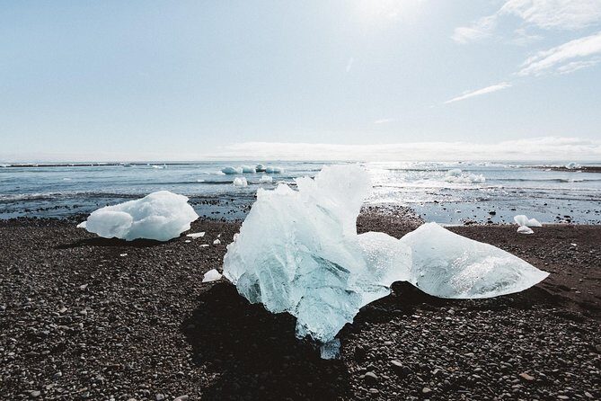 Private 2-Day Glacier Lagoon, Ice Cave and Northern Lights - FAQs
