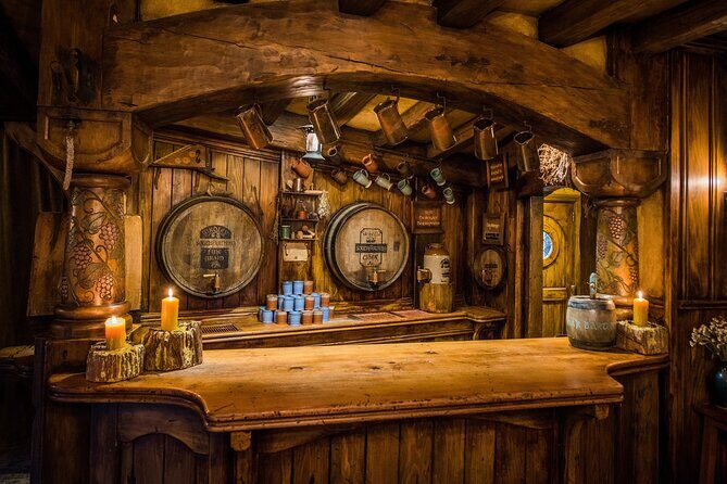 Private 2 Days Tour from Auckland - Waitomo, Hobbiton and Rotorua - Pricing and Value