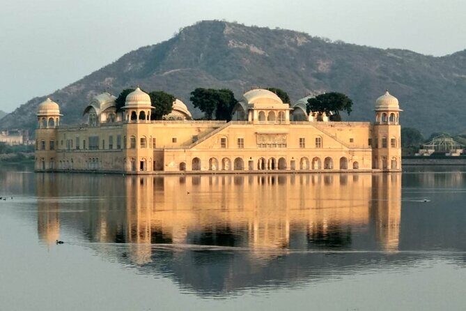 Private 2-Days Tour of Jaipur from New Delhi with Options - Exploring Jaipur in Two Days: A Deep Dive