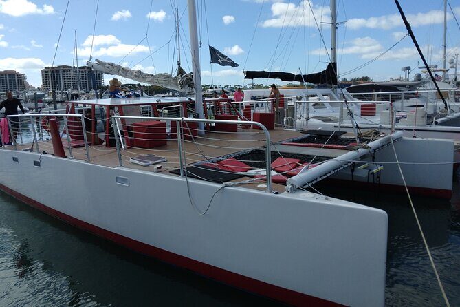 Private 2 Hour Miami Tour aboard Great White 50FT Power Catamaran - Key Points