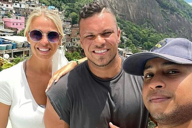 Private 2-Hours Sightseeing Walking Tour in Rocinha and moto-taxi - Frequently Asked Questions