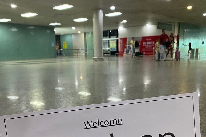 Private 24-hour van service Airport to hotel in Manaus - FAQs