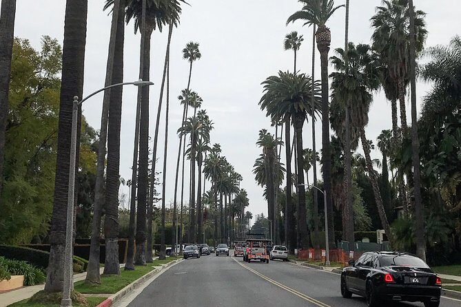 Private 3.5 Hour Sightseeing Tour of Hollywood and Beverly Hills - Authentic Experiences and Authentic Insights