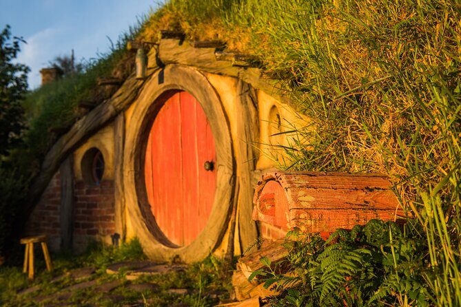Private 3 Days Tour From Auckland: Hobbiton, Hamilton, Rotorua & Waitomo Caves - Why This Tour Offers Great Value