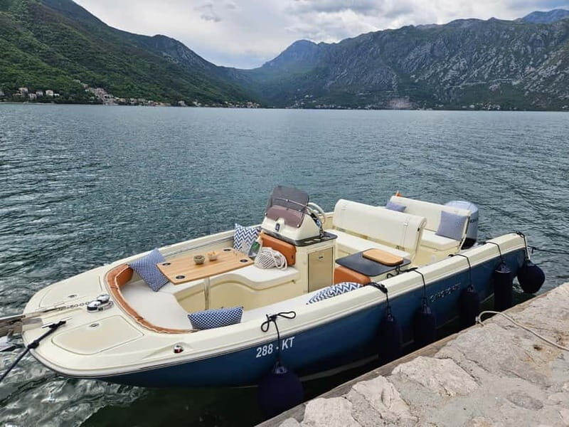 Private 3-hour Speedboat Our Lady of the Rock & Blue Cave - FAQs