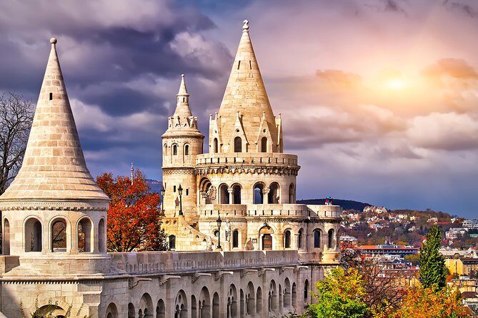 Private 3 Hour Walking Experience in Budapest City - Exploring Budapest in 3 Hours: What to Expect