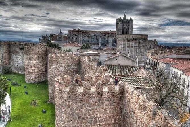 Private 3-hour Walking Tour of Avila with official tour guide - Frequently Asked Questions