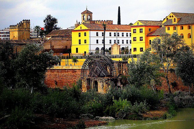 Private 3-hour Walking Tour of Cordoba with official tour guide - An In-Depth Look at the Cordoba Private Walking Tour