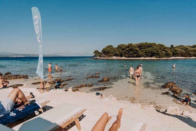 Private 3 islands Tour With Speed boat to Blue Lagoon and Solta from Split or Trogir - FAQ