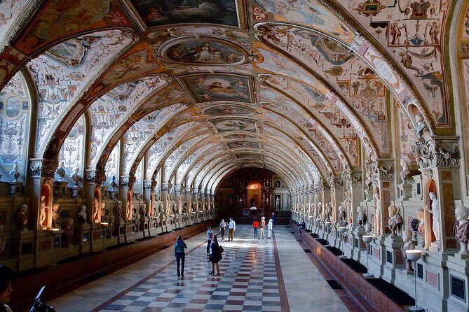 Private 4.5 hour city tour of Munich with driver/guide - Practical Details and Why They Matter