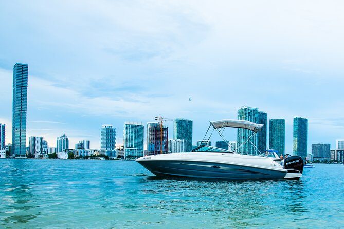 Private 4 hour Boat Rental with Captain in Fort Lauderdale! - Exploring the Details of the Fort Lauderdale Private Boat Rental