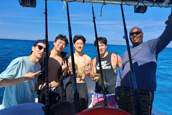 Private 4 hour Rose Island tour snorkeling fishing - FAQ