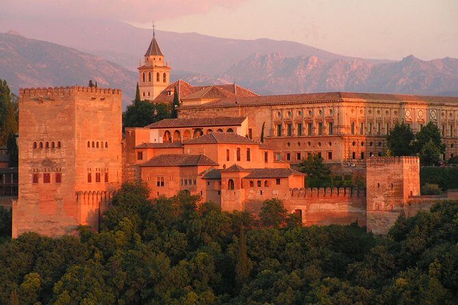 Private 4 hour walking tour of Granada (tickets to Cathedral and Royal Chapel) - Final Thoughts