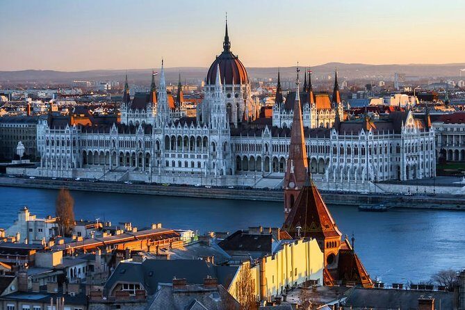 Private 4-hours City Tour of Budapest with private guide and Hotel Pick-up - The Itinerary in Detail