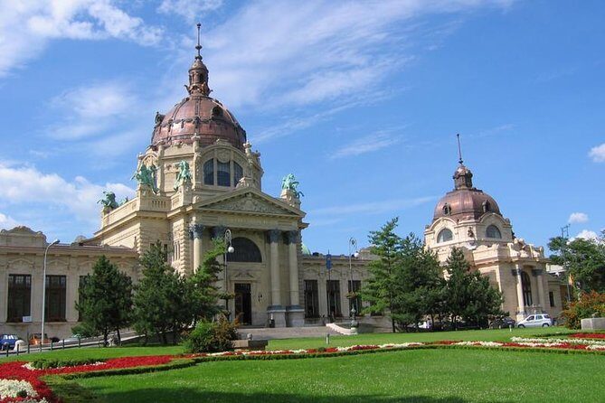 Private 4-hours City Tour of Budapest with private guide and Hotel Pick-up - Who Will Love This Tour?