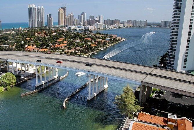Private 4-hours City Tour of Miami from Miami Airport with private driver/guide - Key Points