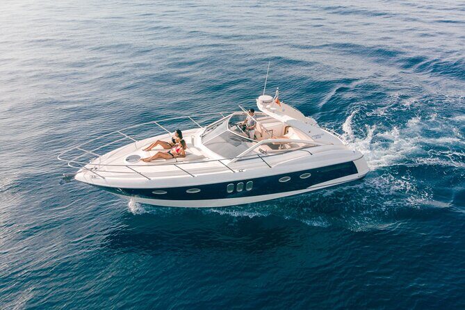 Private 4h Half-Day Luxury Boat Trip from Puerto Banus, Marbella - What Makes This Yacht Tour Special?