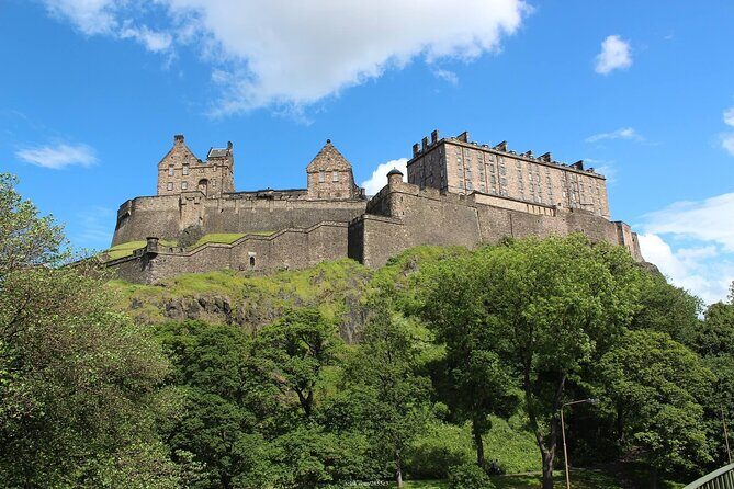 Private 4h Walking Tour in Edinburgh with Edinburgh Castle Tour - An Itinerary Designed for Insight and Comfort