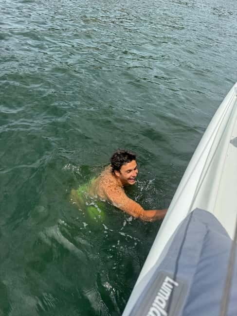 Private 4Hours Swimming Party on Sailboat in Lisbon - Breakdown of the Itinerary
