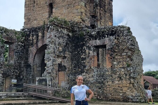 Private 5 Hours Tour Through The Colonial History of Panama - Key Points