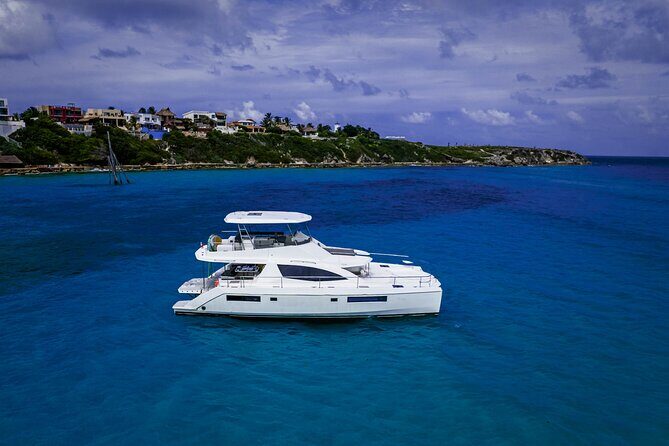Private 51' Leopard boat Punta Mita  Chef & Open Bar Included - A Private Yacht Escape: Discovering Puerto Vallarta from the Water