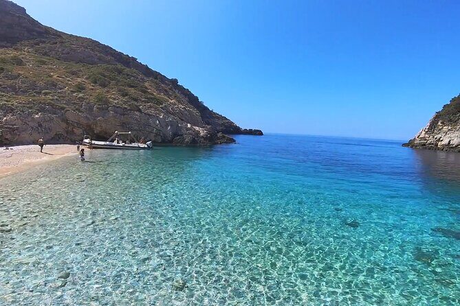 Private 6 H Boat Dafina Bay & Bear's Bay - FAQ