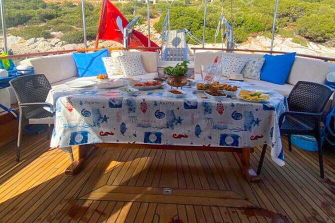 Private 6-Hour Boat Tour with Lunch in Bodrum Bays - Experience the Best of Bodrum’s Bays on a Private 6-Hour Boat Tour