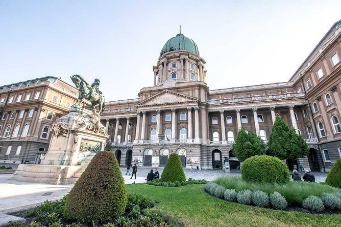 PRIVATE (7 hours) Budapest and Szentendre city tour with lunch and winetasting - Who Would Love This Tour?