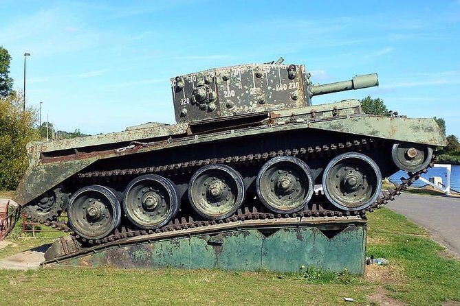 Private 8/9 hour tour to British landing beaches from Le Havre with driver/guide - FAQ